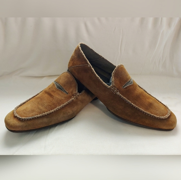 DONALD J PLINER Men's 9M Tan Suede Loafers - Picture 4 of 8